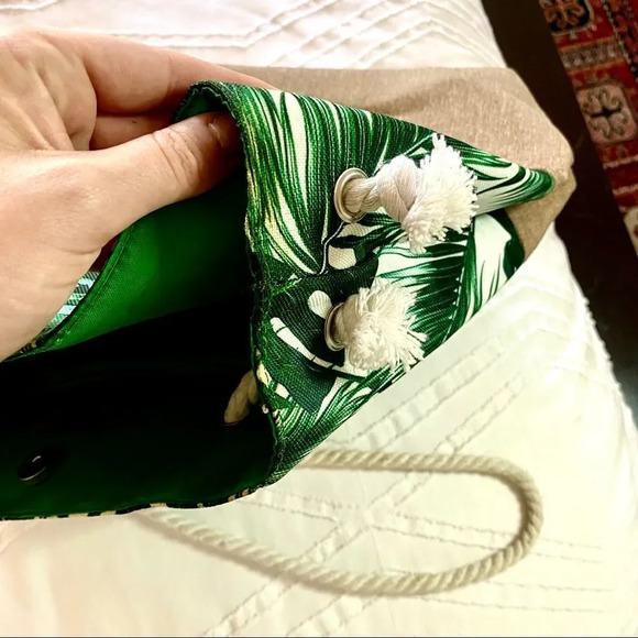 Chi for Ulta Beauty Palm Leaf Rope Strap Pool Beach Bag - Picture 5 of 8